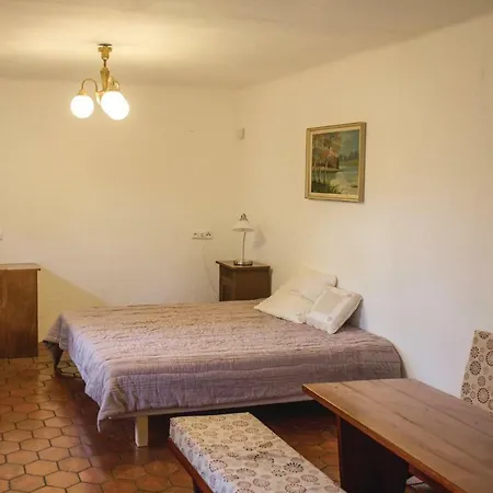 Vakantiehuis Four Bedroom Holiday In Volary