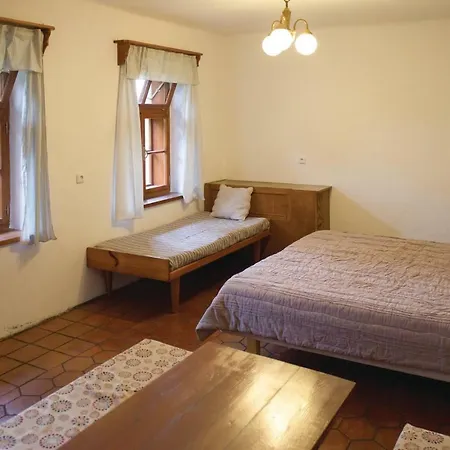 Vakantiehuis Four Bedroom Holiday In Volary
