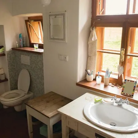 Four Bedroom Holiday In Vakantiehuis Volary