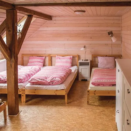 Four Bedroom Holiday In Volary